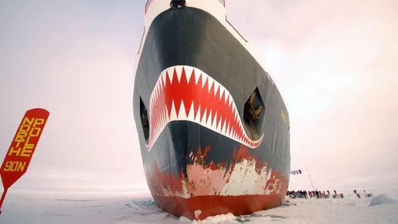 Битва за Арктику. Как Россия начала отставать в производстве ледоколов